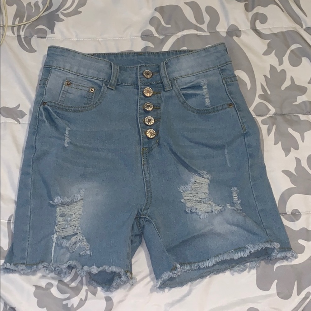 High waisted ripped jeans shorts
